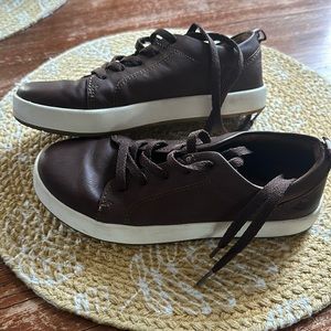 Sperry leather sneakers
